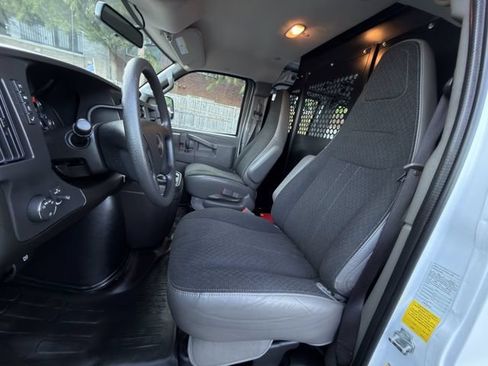 Certified 2025 Chevrolet Express 2500 w/ Driver Convenience Package RWD image 22