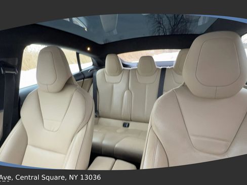 Used 2017 Tesla Model S 90D image 16