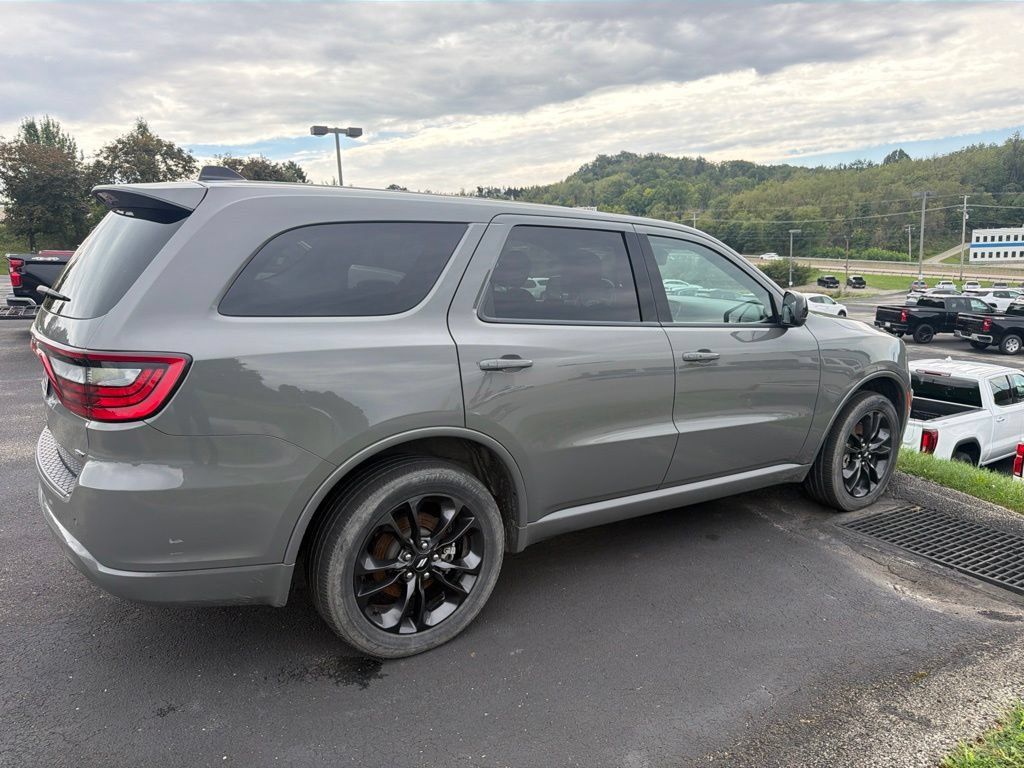 Used 2025 Dodge Durango GT AWD/4WD image 4