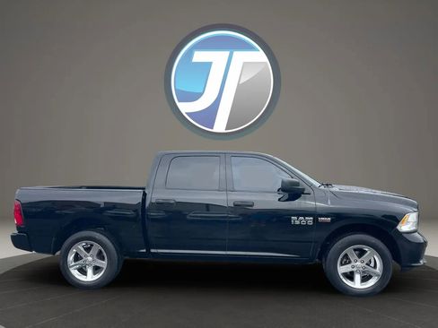 Used 2013 RAM 1500 Express AWD/4WD image 11