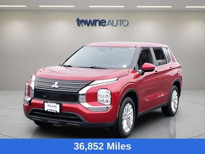 Used 2024 Mitsubishi Outlander ES