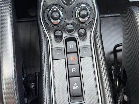Used 2019 McLaren 600LT image 27