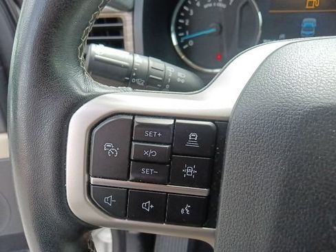 Used 2024 Ford Expedition Limited RWD image 18
