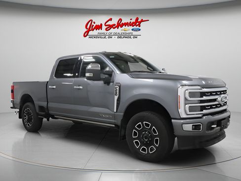 Used 2024 Ford F250 Platinum AWD/4WD image 2
