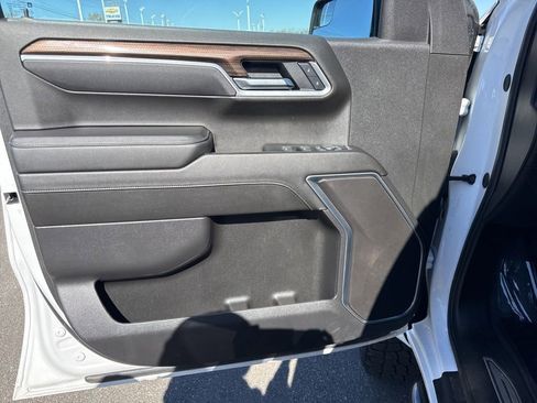 Used 2025 Chevrolet Silverado 1500 LT w/ Work Truck Package AWD/4WD image 26