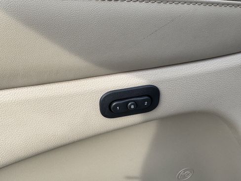 Used 2015 Jeep Grand Cherokee Limited image 24