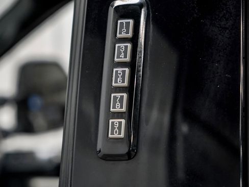 Used 2022 Ford F250 Lariat w/ Lariat Value Package image 42