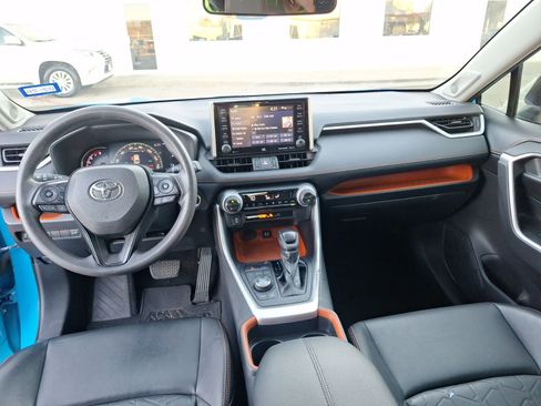Used 2019 Toyota RAV4 Adventure image 19