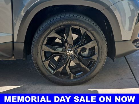 Used 2023 Volkswagen Taos SE FWD image 26