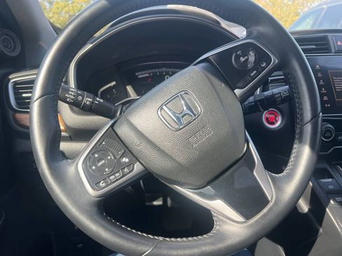 Used 2018 Honda CR-V Touring image 11