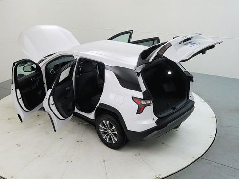 New 2026 Chevrolet Equinox LT w/ Safety and Technology Package image 19