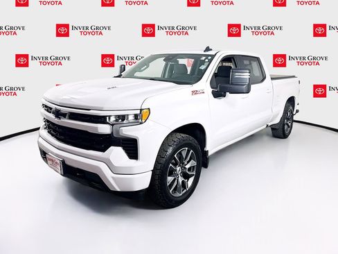 Used 2023 Chevrolet Silverado 1500 RST image 1