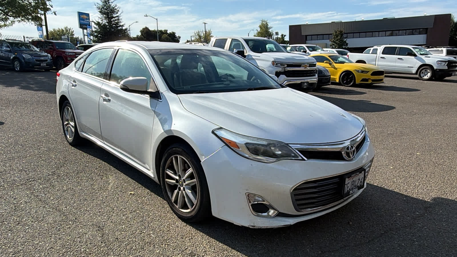 Used 2014 Toyota Avalon XLE FWD image 3