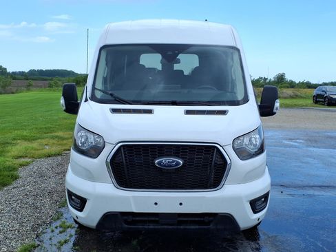 Used 2024 Ford Transit 350 XLT RWD image 2