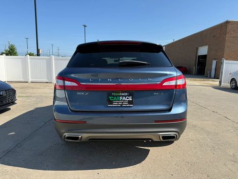 Used 2018 Lincoln MKX Select w/ Select Plus Package AWD/4WD image 10