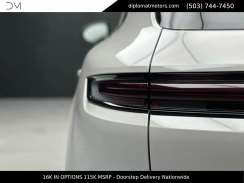 Used 2025 Porsche Cayenne E-Hybrid image 15