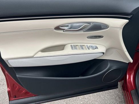 New 2026 Genesis GV70 2.5T Advanced AWD/4WD image 17