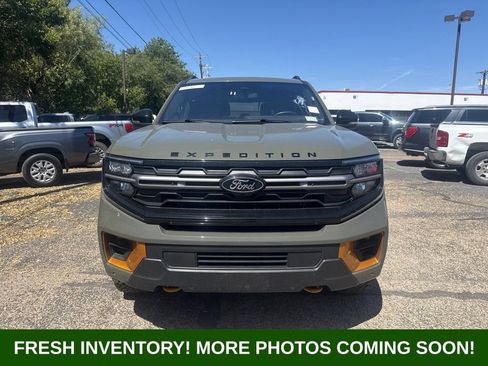 Used 2025 Ford Expedition Tremor AWD/4WD image 7