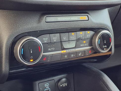 Certified 2022 Ford Escape SE w/ Convenience Package image 13