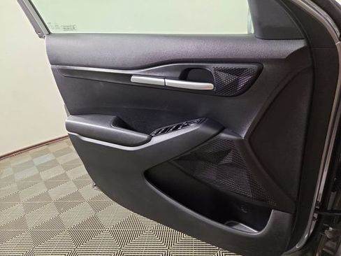 Certified 2026 Kia Seltos LX AWD/4WD image 28