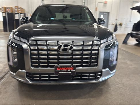 Used 2025 Hyundai Palisade Calligraphy AWD/4WD image 2