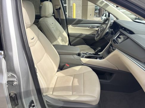 Used 2020 Cadillac XT5 Premium Luxury image 33