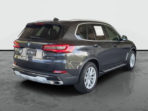Used 2023 BMW X5 xDrive40i w/ Premium Package AWD/4WD image 2