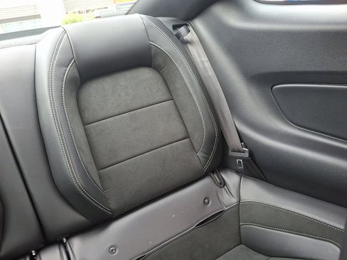 Used 2021 Ford Mustang Shelby GT500 w/ Carbon Fiber Handling Package image 20