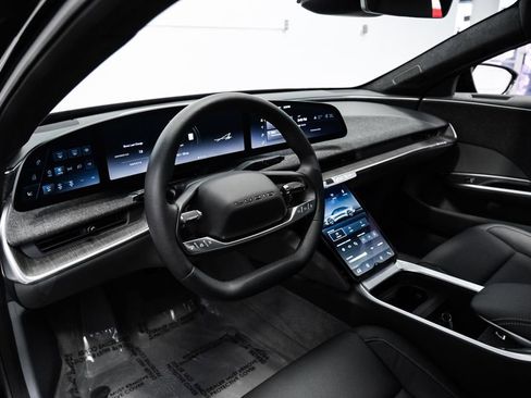 Used 2023 Lucid Air Pure AWD/4WD image 3