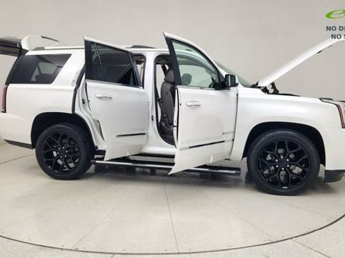 Used 2019 GMC Yukon Denali w/ Denali Ultimate Package AWD/4WD image 59
