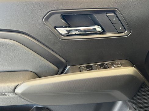 New 2026 Chevrolet Colorado LT image 11