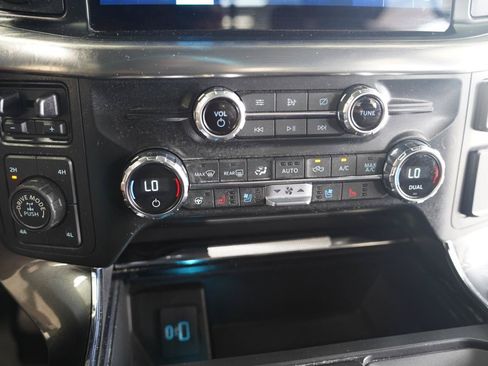 Used 2021 Ford F150 Lariat w/ Equipment Group 502A High AWD/4WD image 19