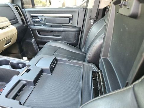 Used 2018 RAM 2500 Laramie w/ Sport Appearance Group AWD/4WD image 24