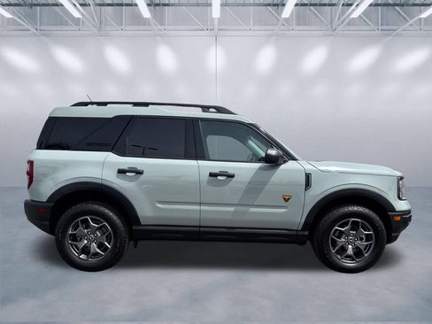 Used 2023 Ford Bronco Sport Badlands AWD/4WD image 3