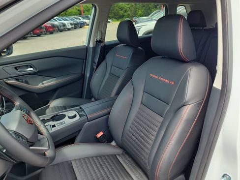New 2026 Nissan Rogue SV AWD/4WD image 20