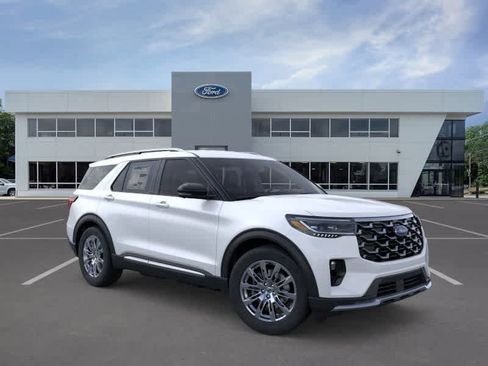New 2026 Ford Explorer Platinum image 7