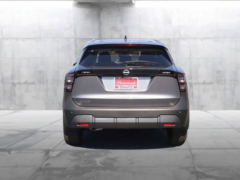 New 2026 Nissan Kicks SV w/ SV Premium Package FWD image 6