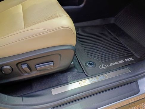 Used 2022 Lexus RX 350L FWD w/ Premium Package image 50