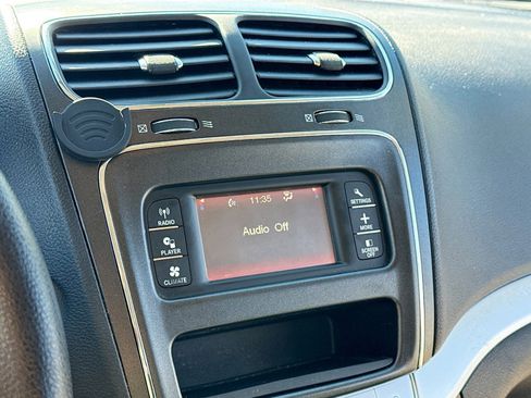 Used 2012 Dodge Journey American Value Package w/ Flexible Seating Group image 9