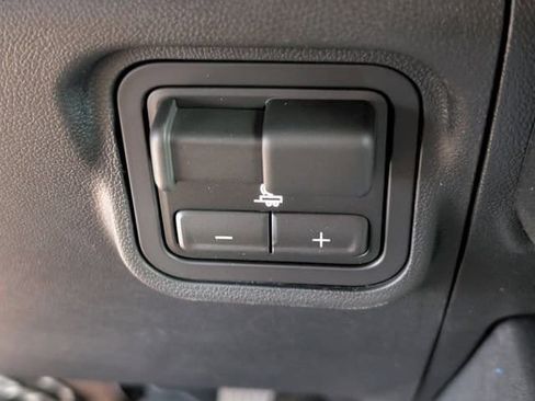 New 2026 GMC Hummer EV SUV image 15