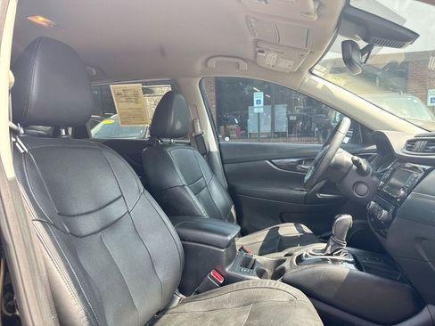 Used 2020 Nissan Rogue SL AWD/4WD image 21