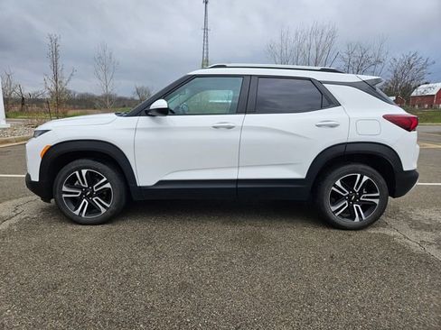 Used 2023 Chevrolet TrailBlazer LT w/ Convenience Package image 4
