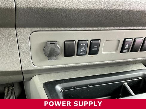 Used 2016 Nissan NV 3500 SV w/ SV Technology Package RWD image 15