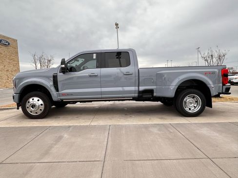 New 2026 Ford F450 Platinum w/ FX4 Off-Road Package image 58