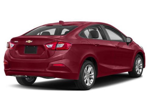 Used 2019 Chevrolet Cruze LT w/ Convenience Package image 2