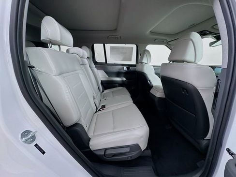 New 2026 Hyundai Santa Fe Limited FWD image 48