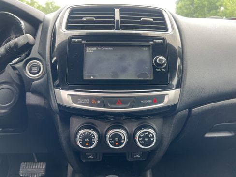 Used 2013 Buick Enclave Premium FWD image 14