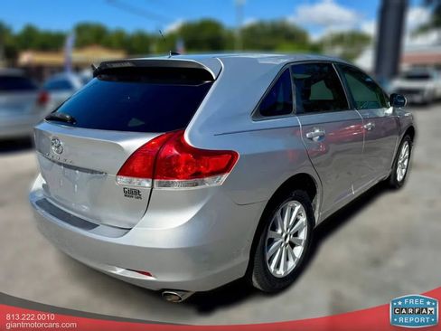 Used 2011 Toyota Venza AWD w/ Comfort Pkg image 5