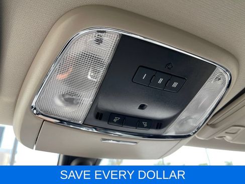 Used 2023 Chrysler 300 Touring L RWD image 22