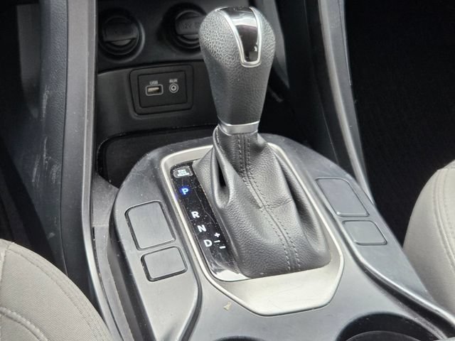 Used 2018 Hyundai Santa Fe Sport FWD image 12